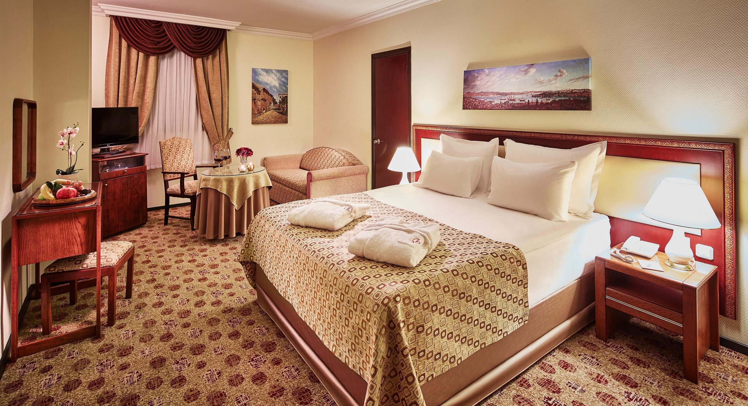 Güneş Hotel Merter Estambul Exterior foto